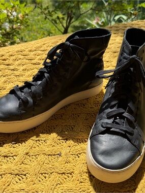Frye Shoes Mens Size 10 M Black Leather High Top Casual Lace Sneakers White Sole